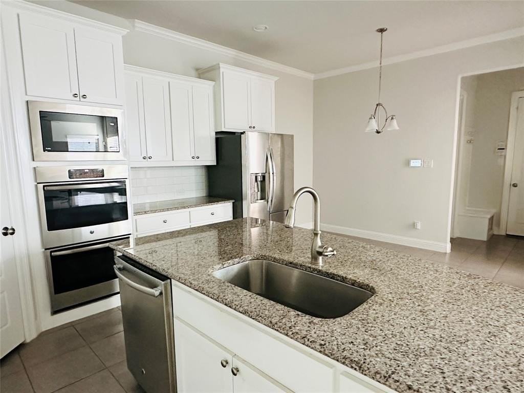 806 Davids Way - Photo 7 of 24