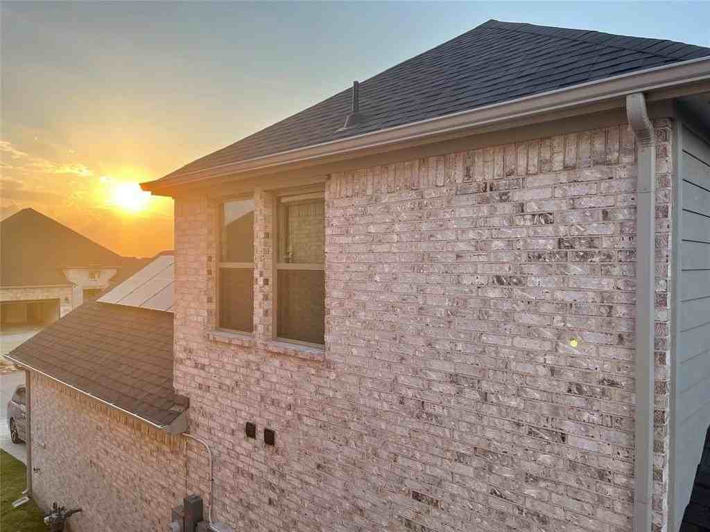 329 Magnolia St - Photo 7 of 8