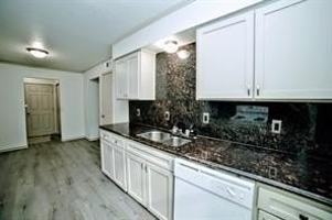 featured image of 2206 Statler Dr