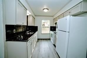 2206 Statler Dr - Photo 2 of 25
