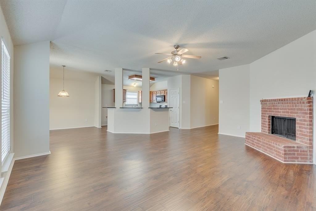 6529 Graceland Dr - Photo 4 of 14