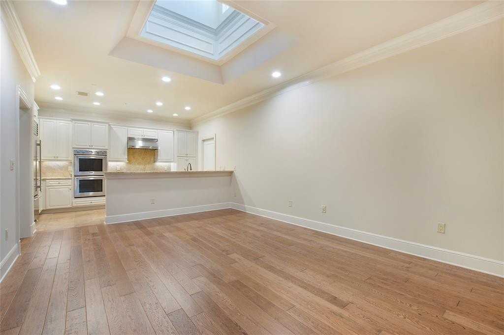 6525 Bandera Ave #2F - Photo 3 of 8