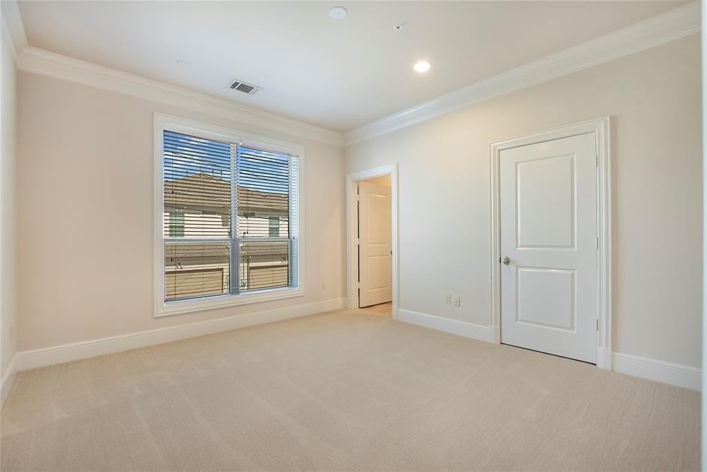 6525 Bandera Ave #2F - Photo 7 of 8