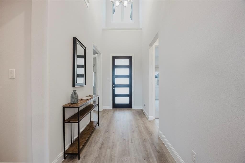 3216 Creek Meadow Dr - Photo 3 of 40