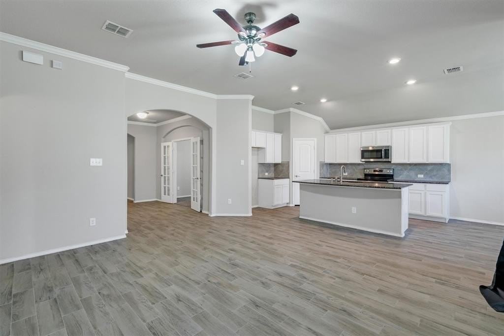 4080 Serene Dr - Photo 5 of 24