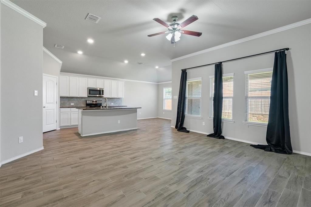 4080 Serene Dr - Photo 6 of 24