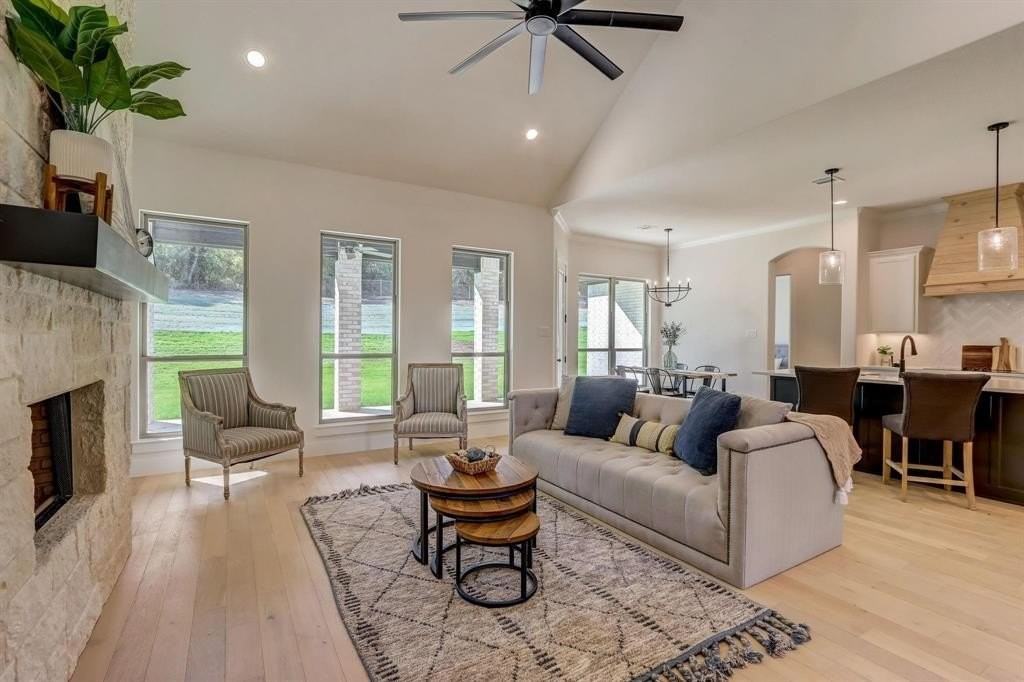 1007 Meadow Wood Ter - Photo 7 of 39