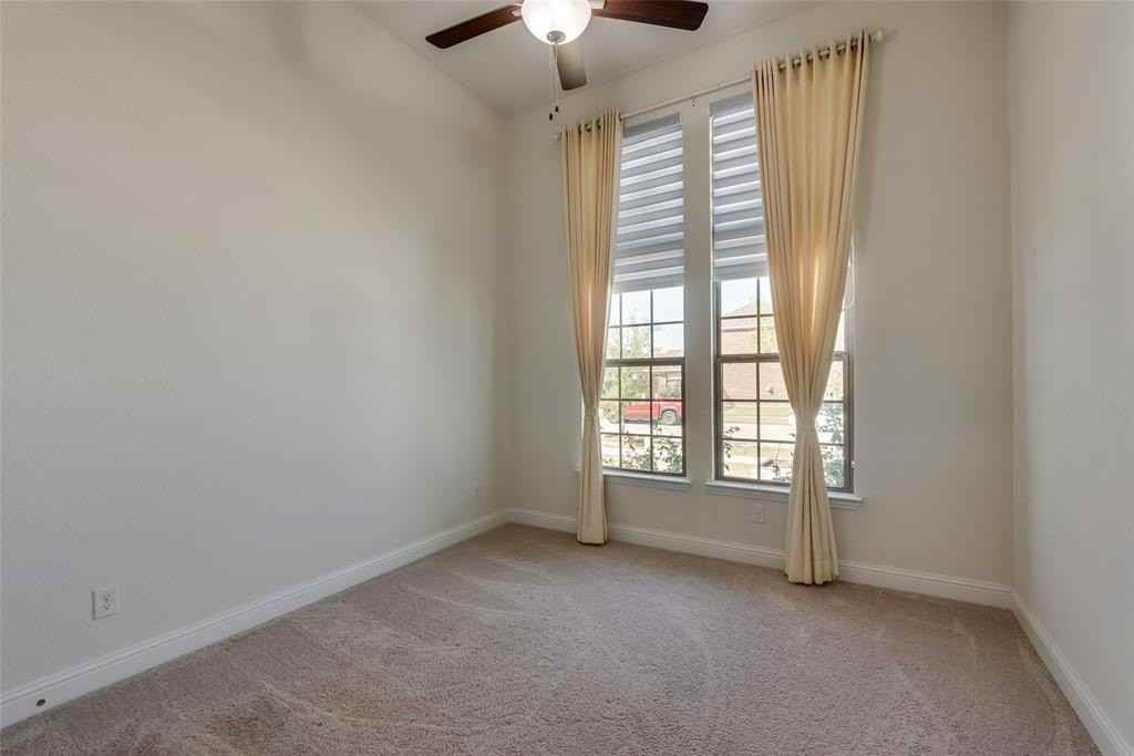 16476 Ryder Rock Rd - Photo 7 of 40