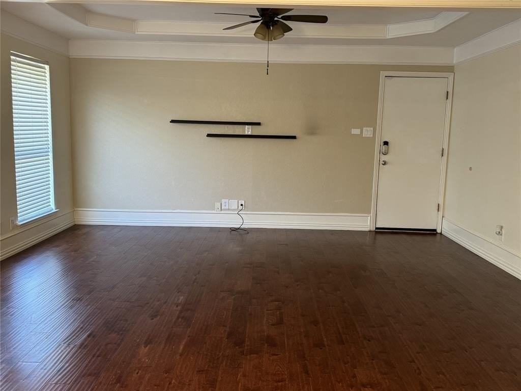 2907 Sweet Briar St - Photo 2 of 19
