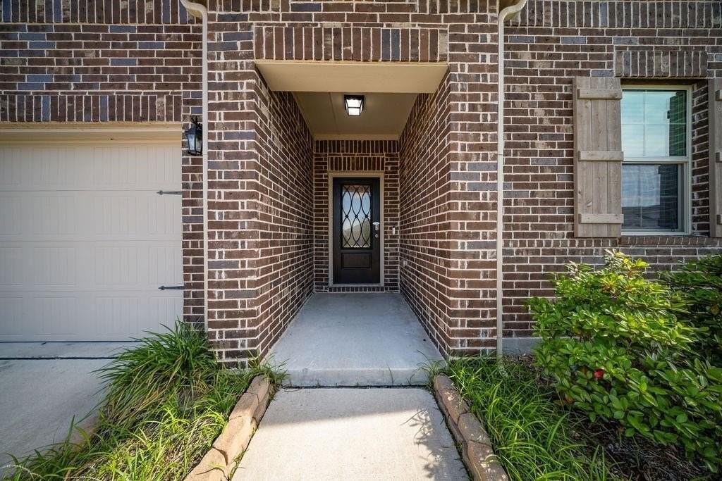 2611 Fieldcrest Ln - Photo 7 of 40