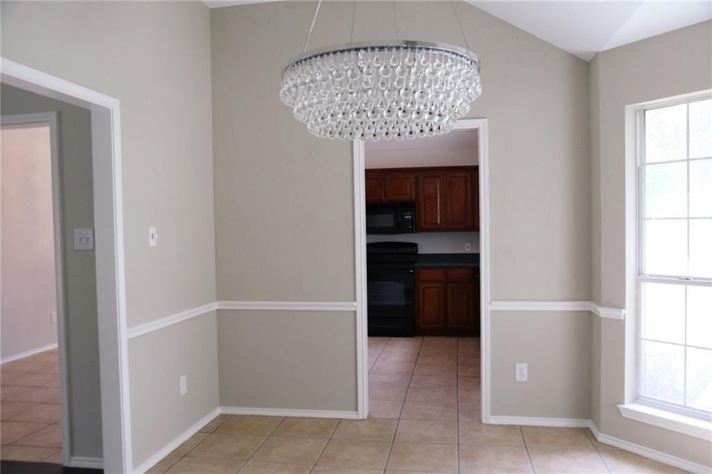 1402 White Wing Ct - Photo 5 of 16