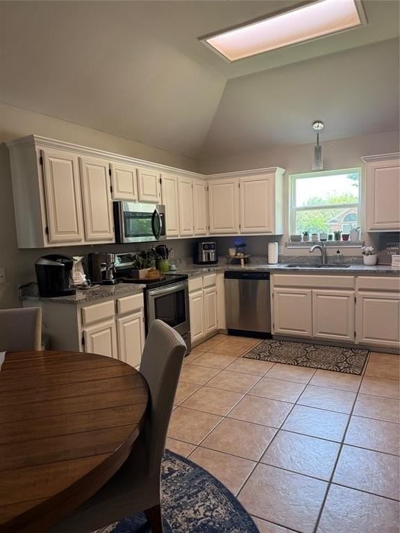 1402 White Wing Ct - Photo 7 of 16