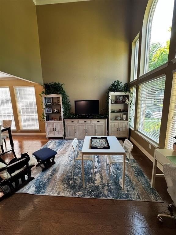 11513 Charlotte Ln - Photo 4 of 40
