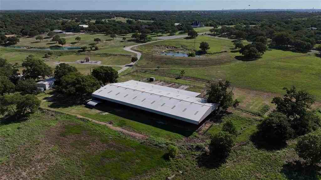 377 Private Road 3249 - Photo 2 of 40
