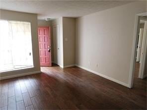 1515 Britainway Ln - Photo 3 of 14