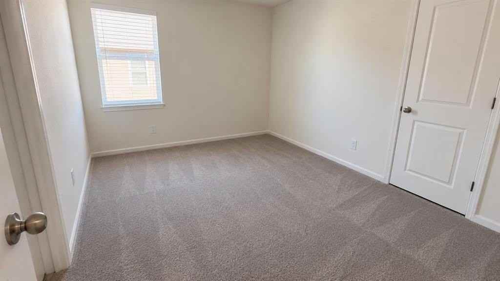 1874 Purtis Creek Dr - Photo 2 of 11