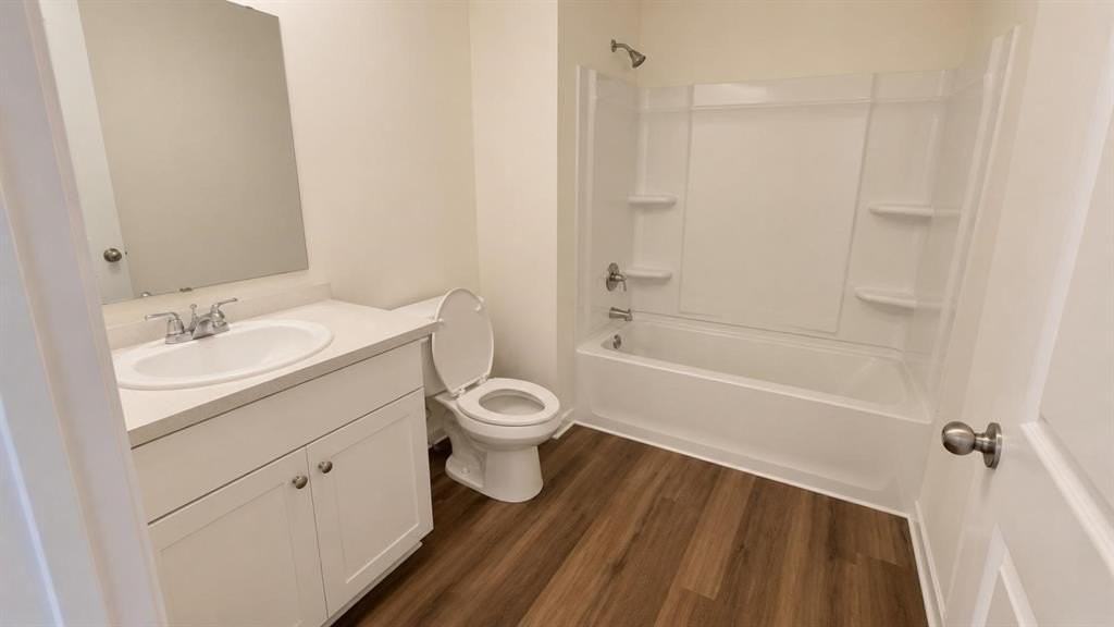 1874 Purtis Creek Dr - Photo 3 of 11