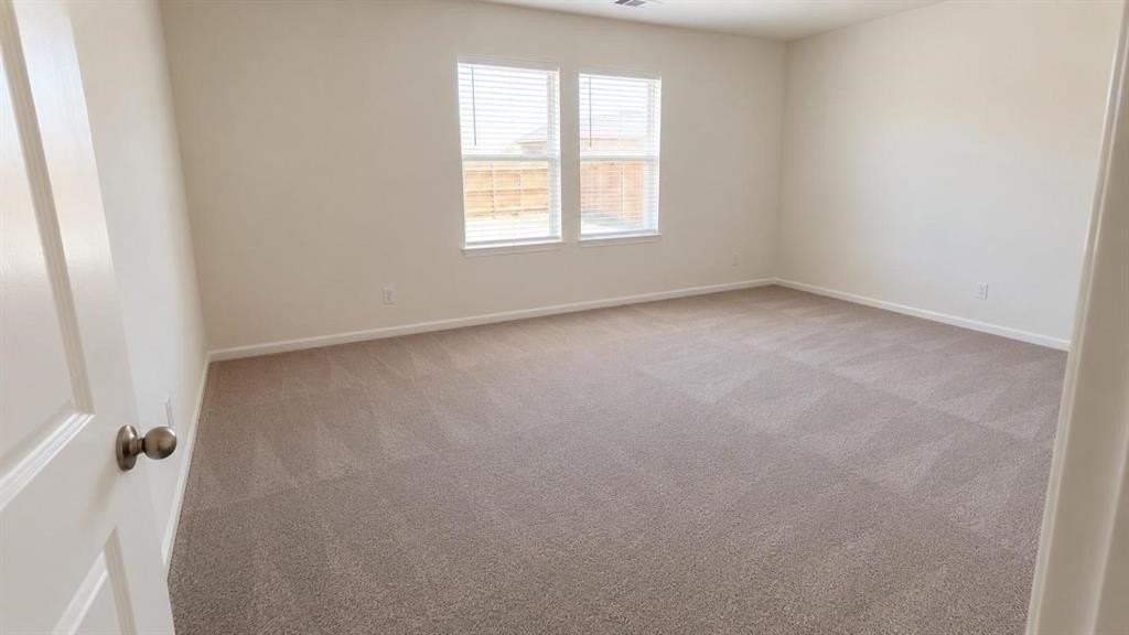 1874 Purtis Creek Dr - Photo 6 of 11