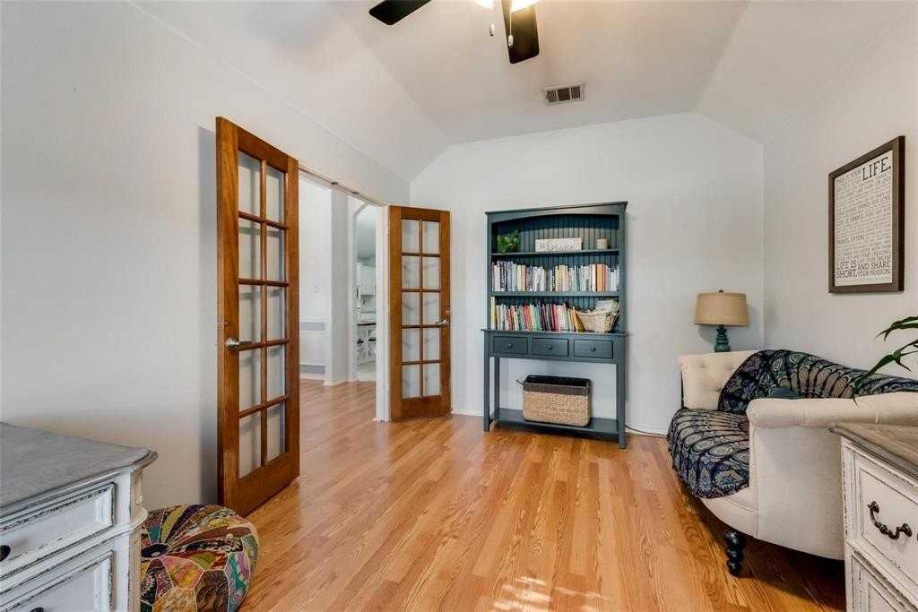 2730 Fern Valley Ln - Photo 5 of 26