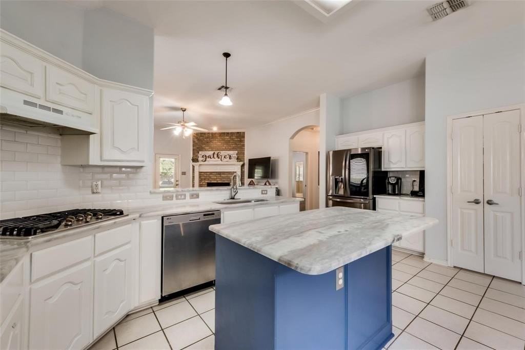 2730 Fern Valley Ln - Photo 6 of 26
