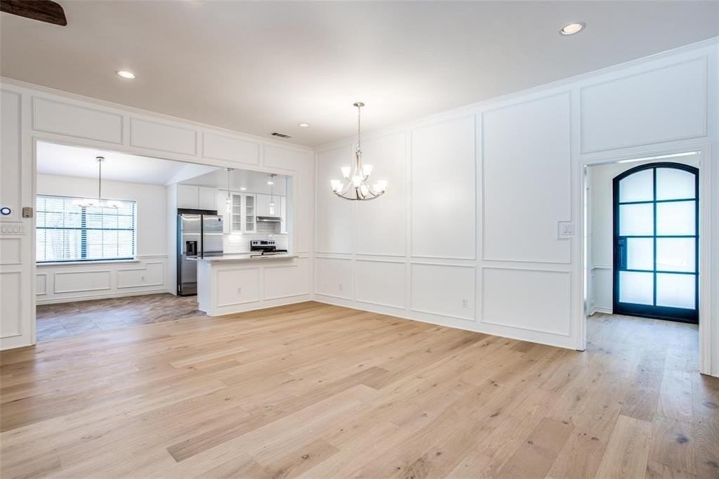 6926 Northwood Rd - Photo 5 of 29