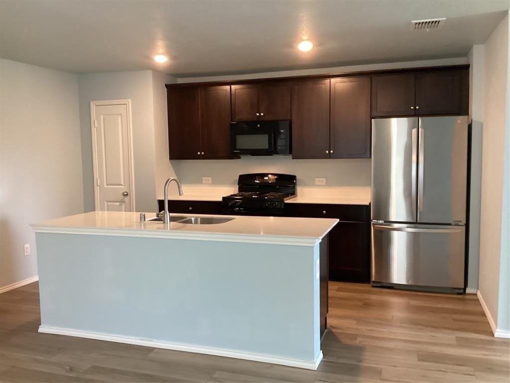 14604 Camino Real Dr - Photo 3 of 20