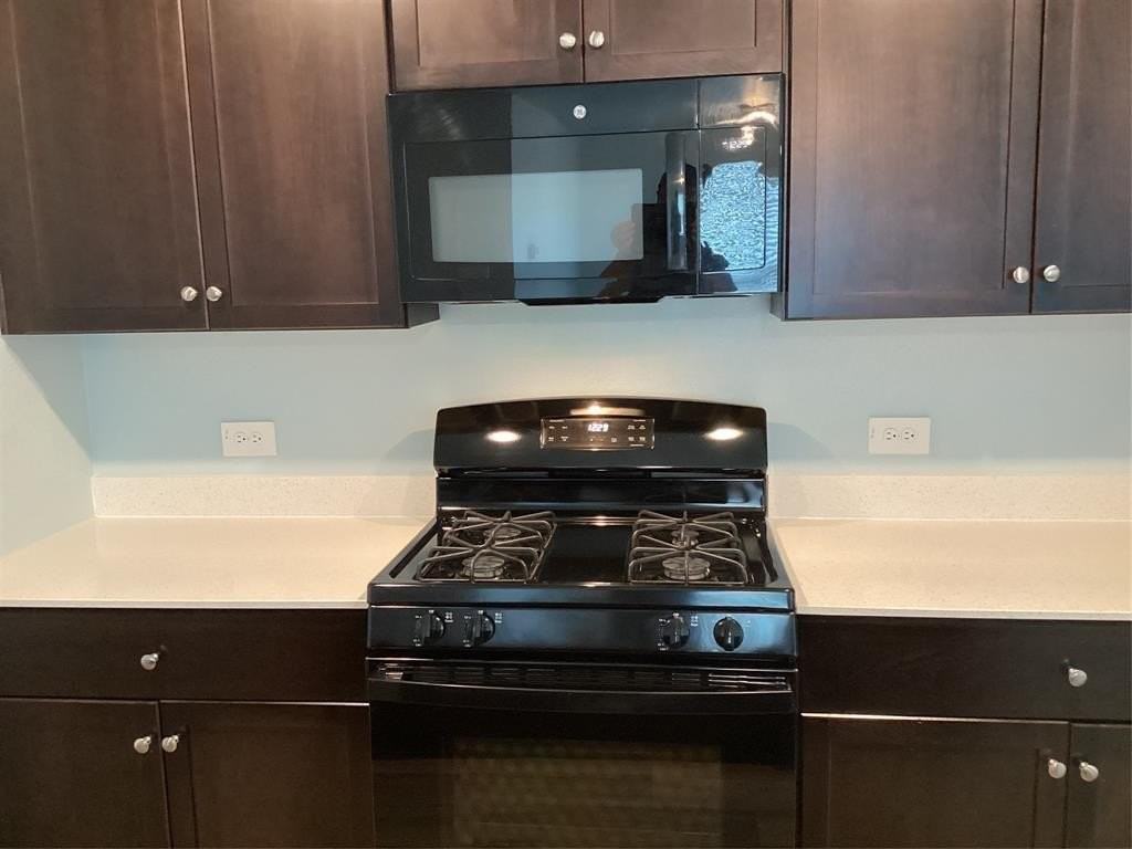 14604 Camino Real Dr - Photo 4 of 20