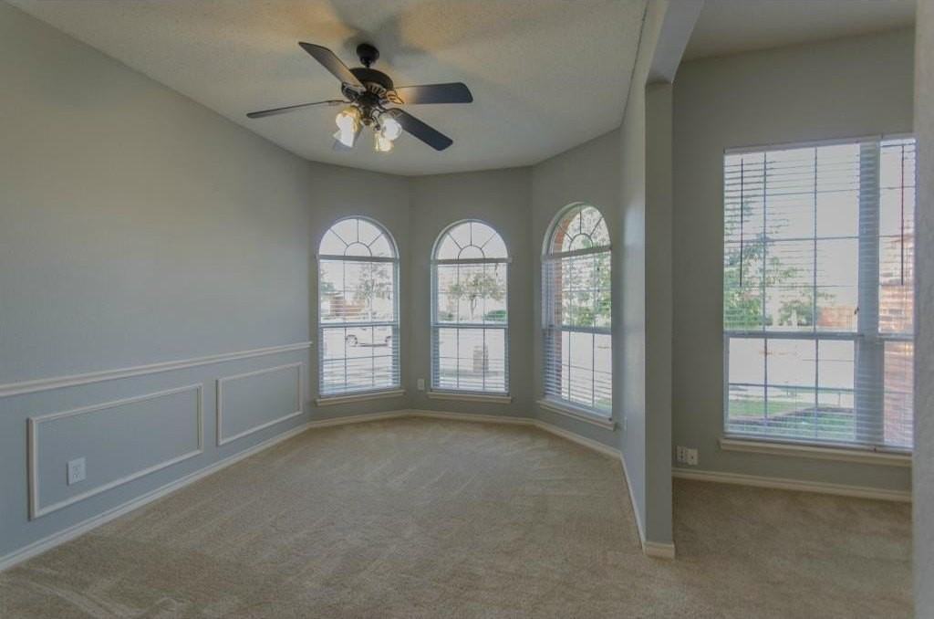 1532 Tanglewood Dr - Photo 5 of 25