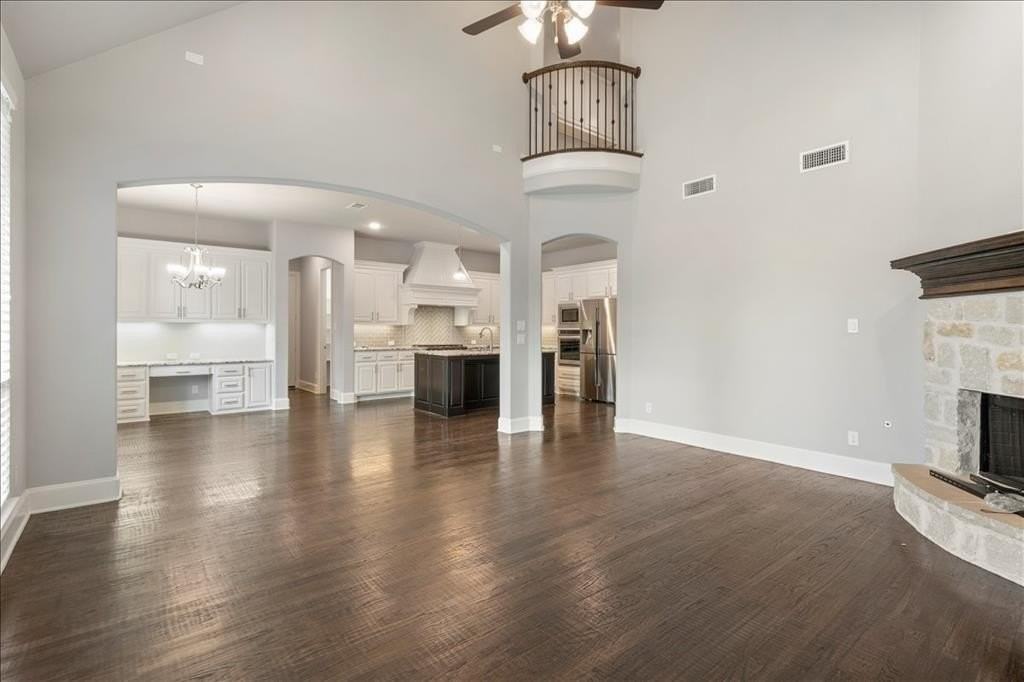 2521 Damsel Bella Blvd - Photo 7 of 34