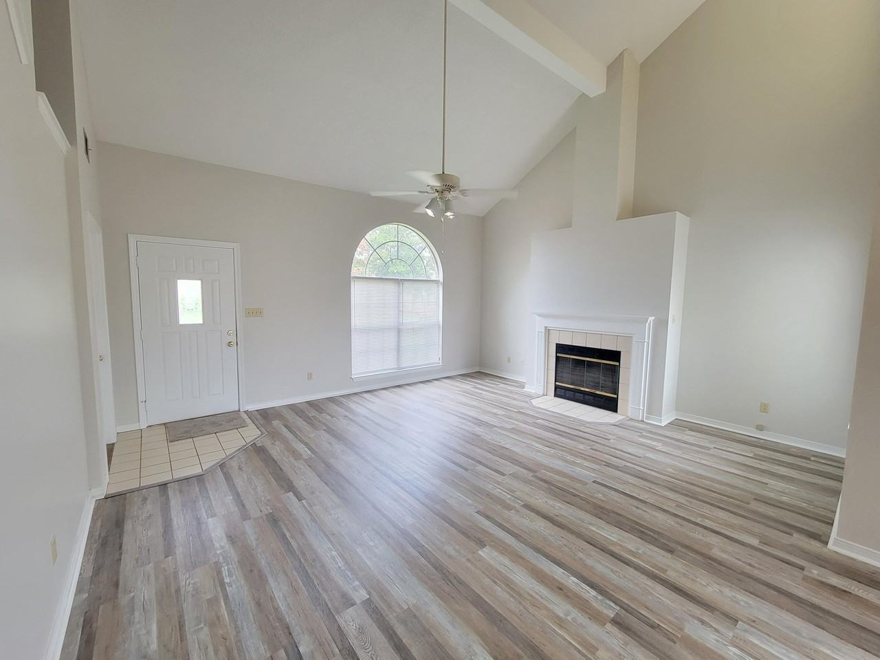 313 Rue Dianne - Photo 6 of 11
