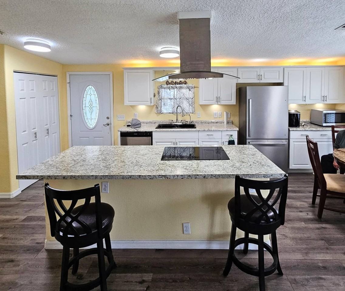 590 Country Meadows Blvd - Photo 6 of 20