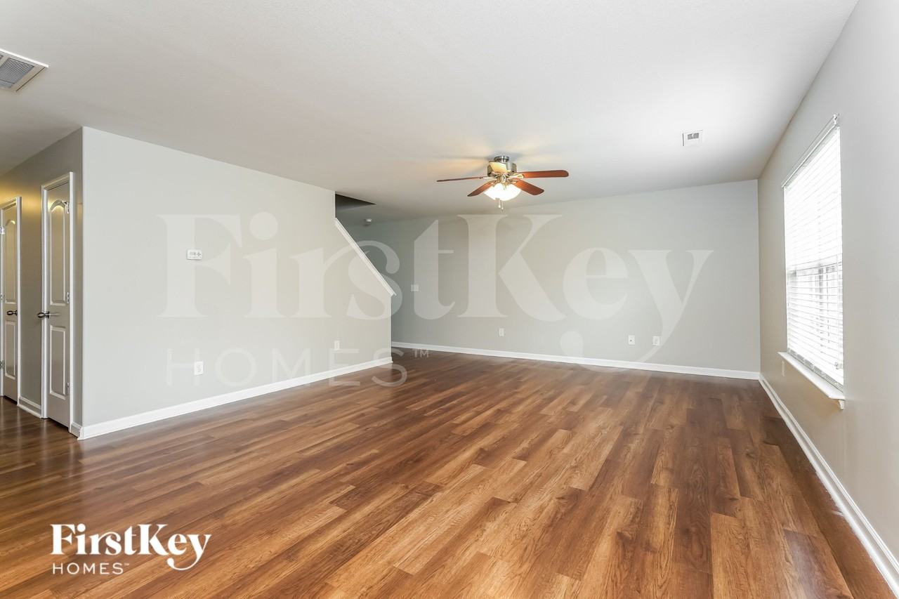6600 Maderia Ct - Photo 2 of 19