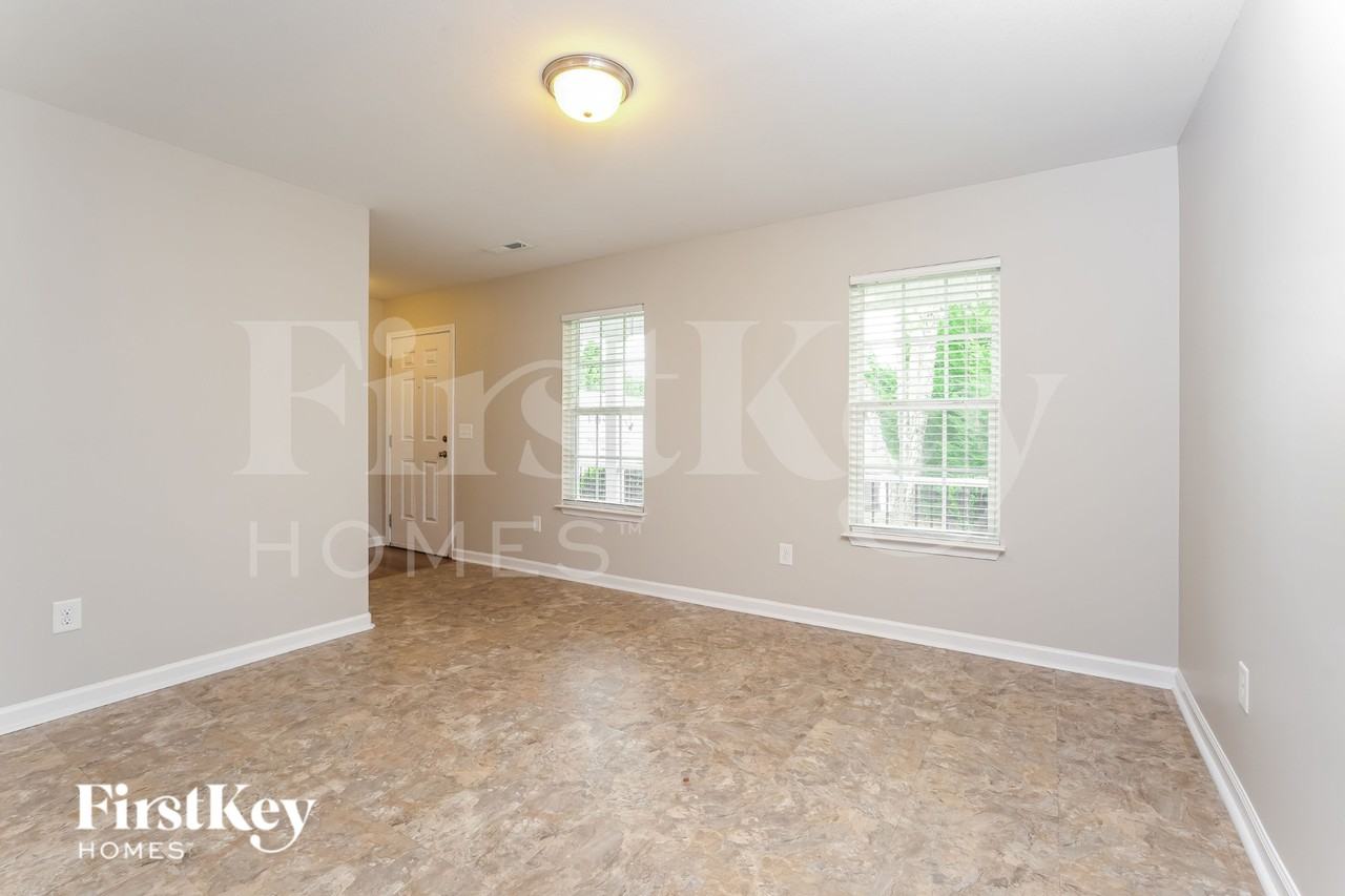 6600 Maderia Ct - Photo 7 of 19