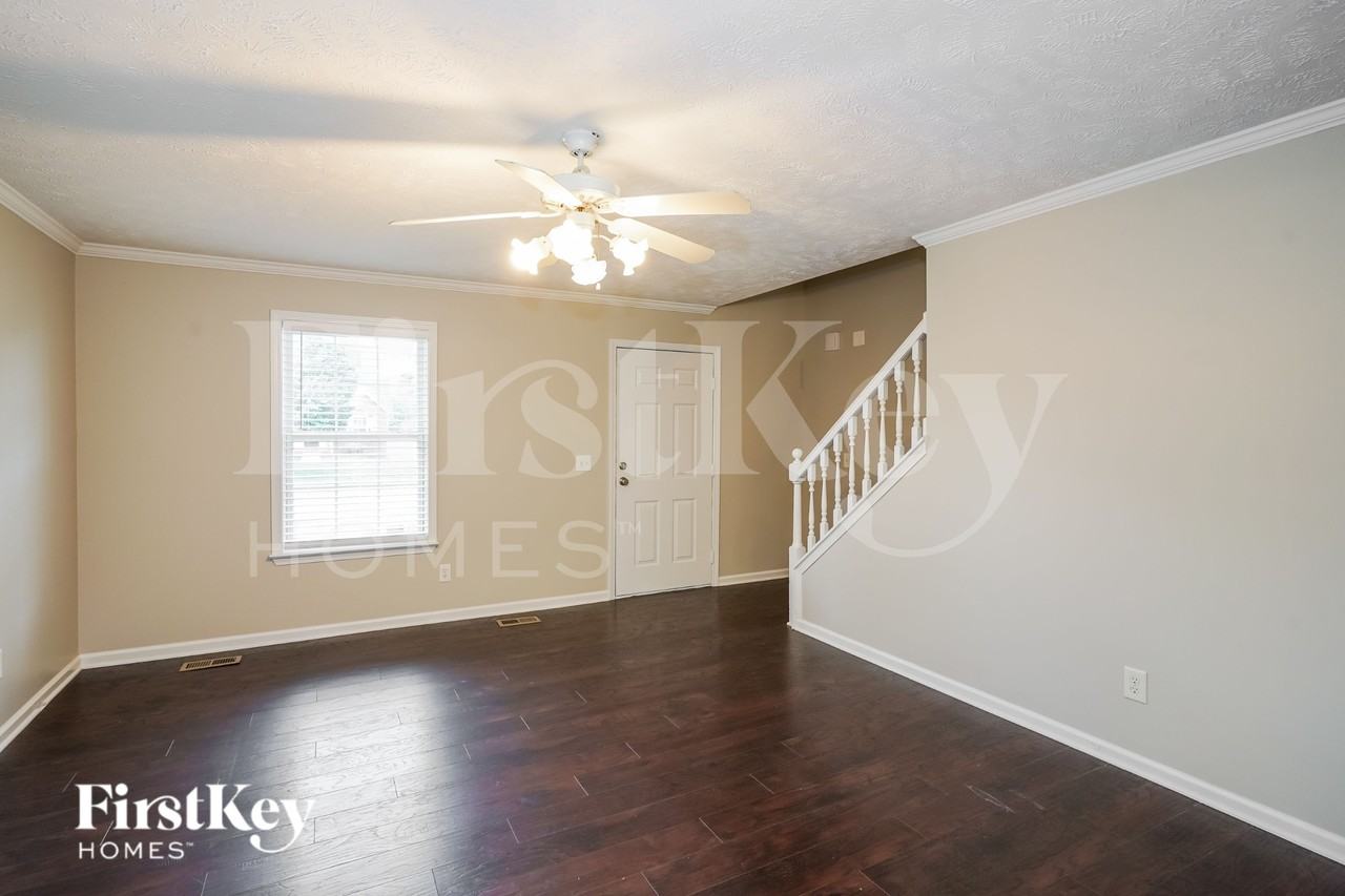 1506 Dodd Trl - Photo 3 of 19