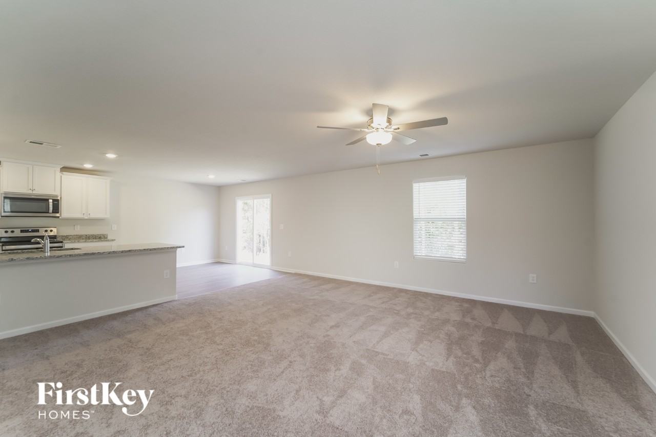 5220 Wolfridge Ave - Photo 4 of 16