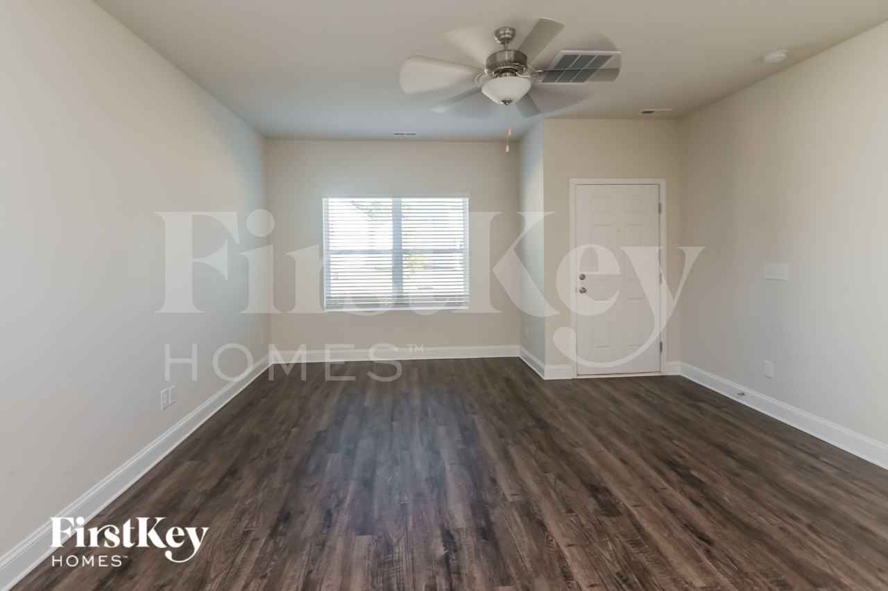 5423 Cobblestone Glen Dr - Photo 4 of 16