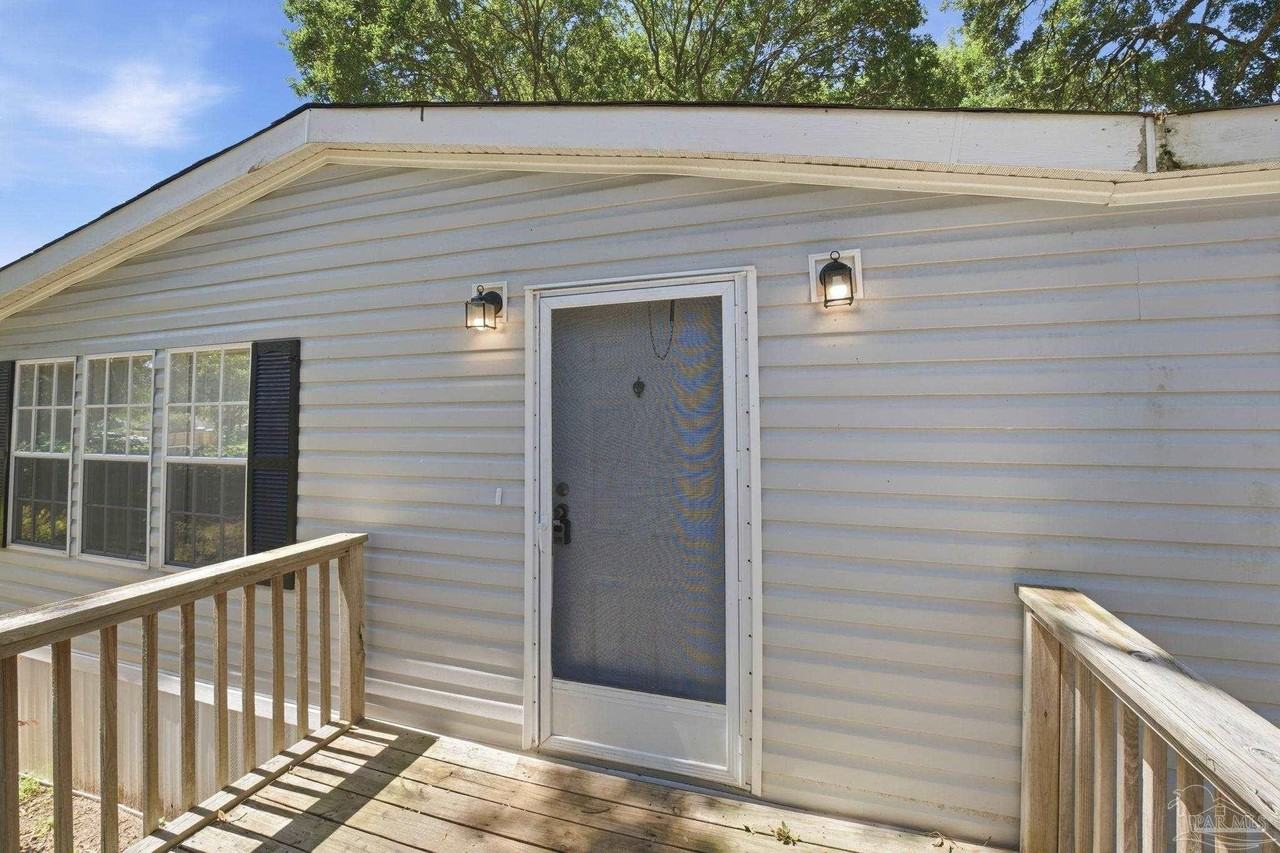 1709 Woodchuck Ave - Photo 5 of 36