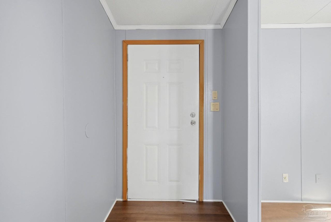1709 Woodchuck Ave - Photo 6 of 36