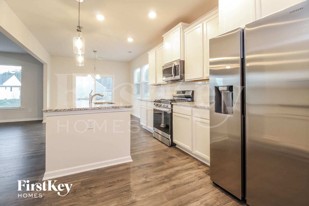 1003 Mission Hill Ln - Photo 6 of 16