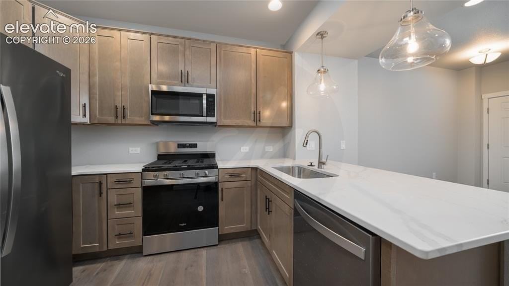 3659 Levy Park Dr - Photo 3 of 15