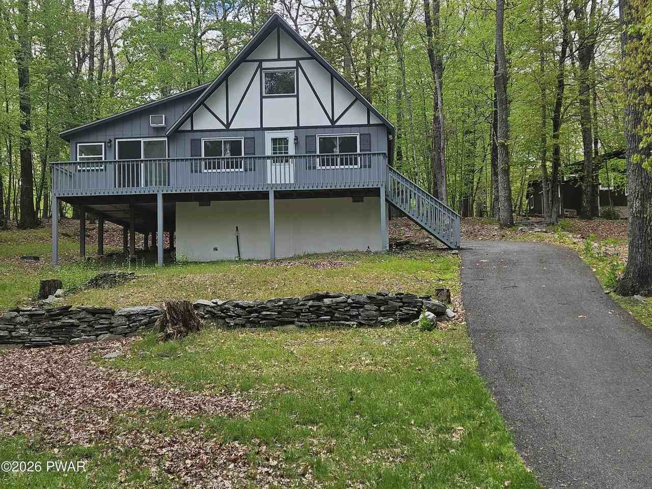 120 Westfall Dr - Photo 2 of 27