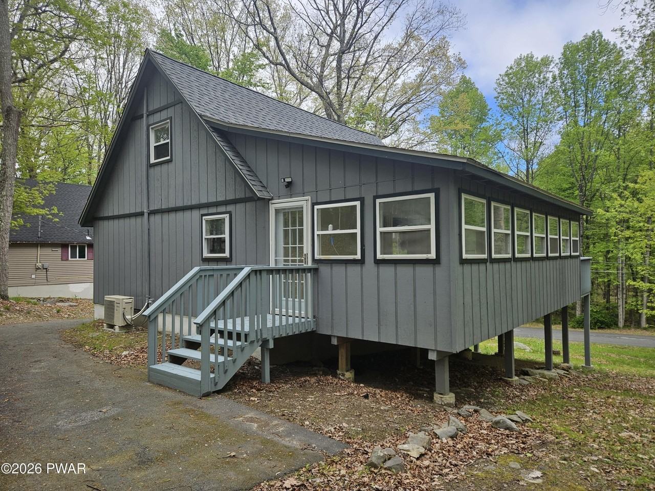 120 Westfall Dr - Photo 5 of 27