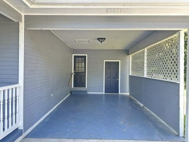 3266 Somerset Dr Se - Photo 2 of 17