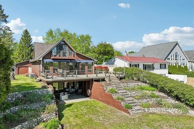3641 Mann Rd - Photo 2 of 50