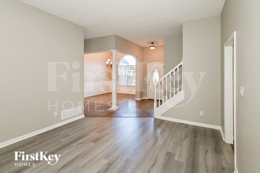 6797 Terry Chase - Photo 2 of 15