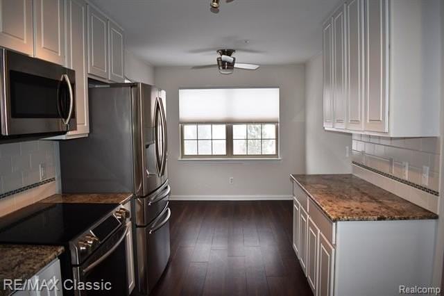 436 Boardwalk Dr - Photo 4 of 38