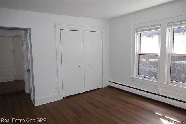 271 W Maple Rd - Photo 5 of 11