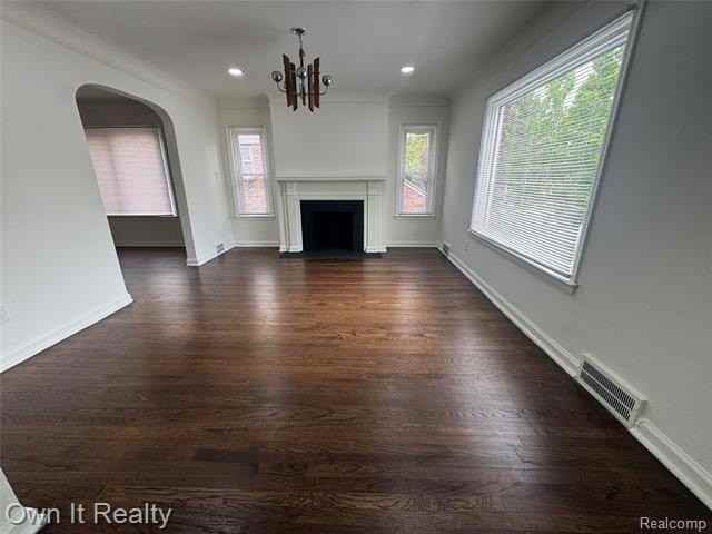8083 Mendota St - Photo 6 of 12