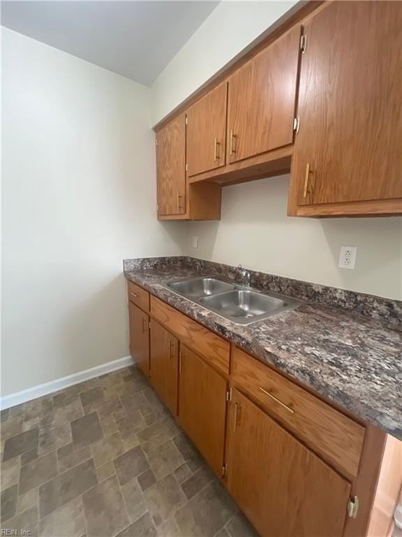 925 W Little Creek Rd #8 - Photo 5 of 11