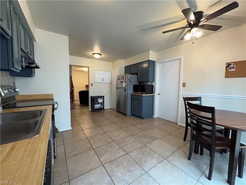 2561 Elon Dr - Photo 5 of 21